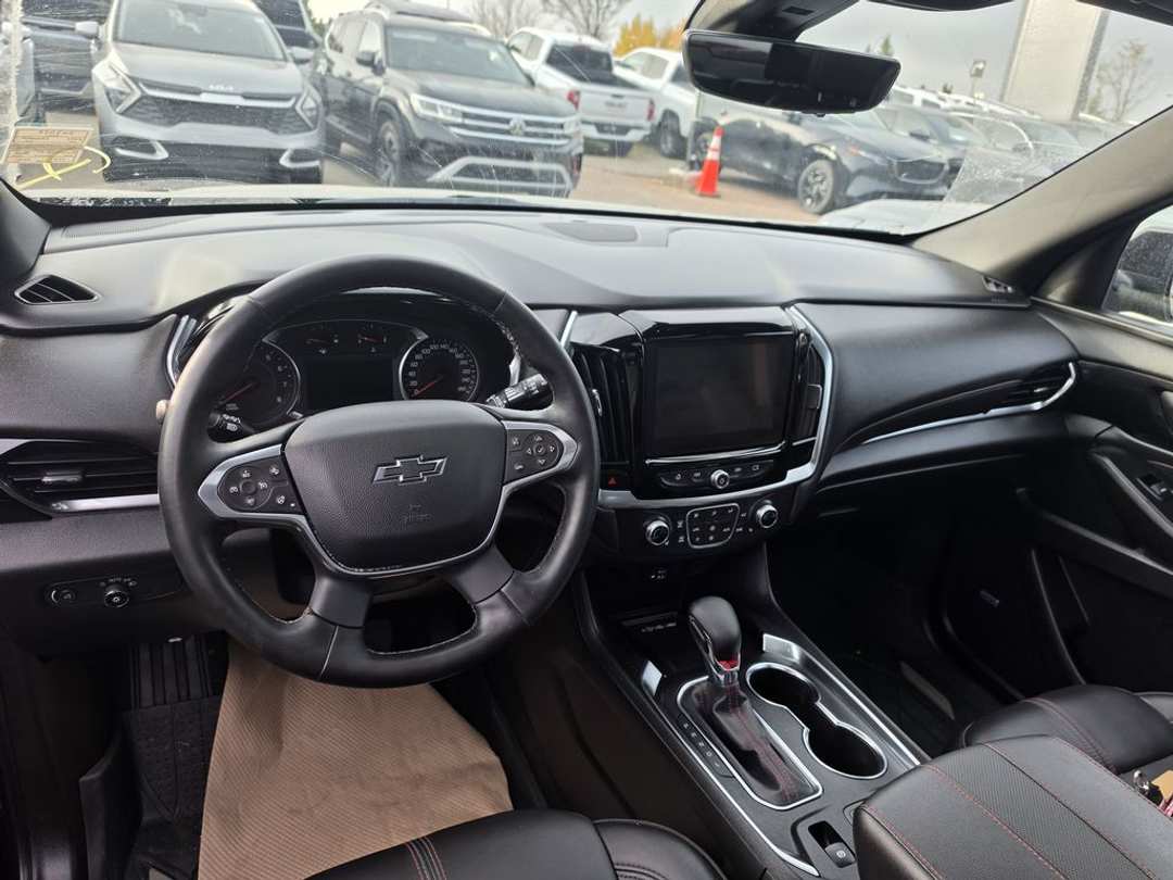 2024 Chevrolet Traverse Limited RS - Image 3