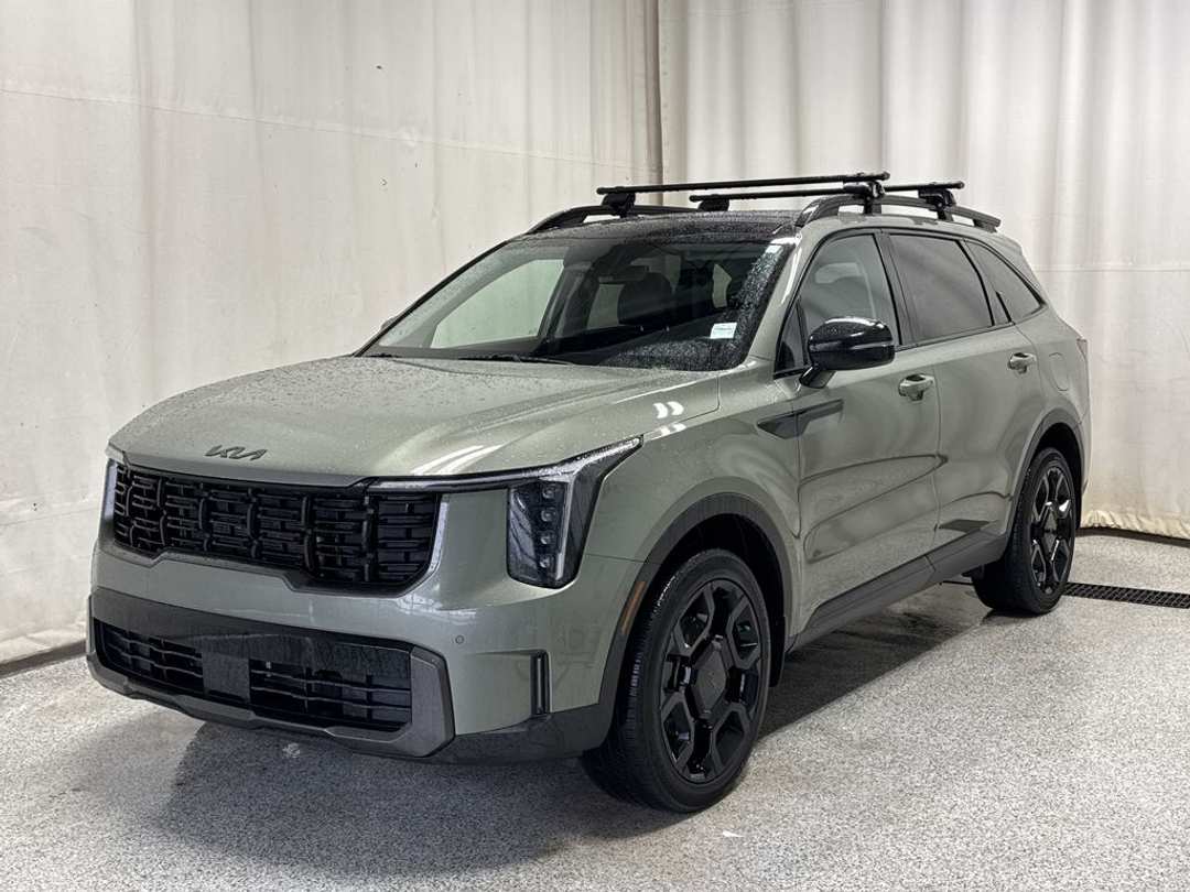 2025 Kia Sorento XLine - Image 2