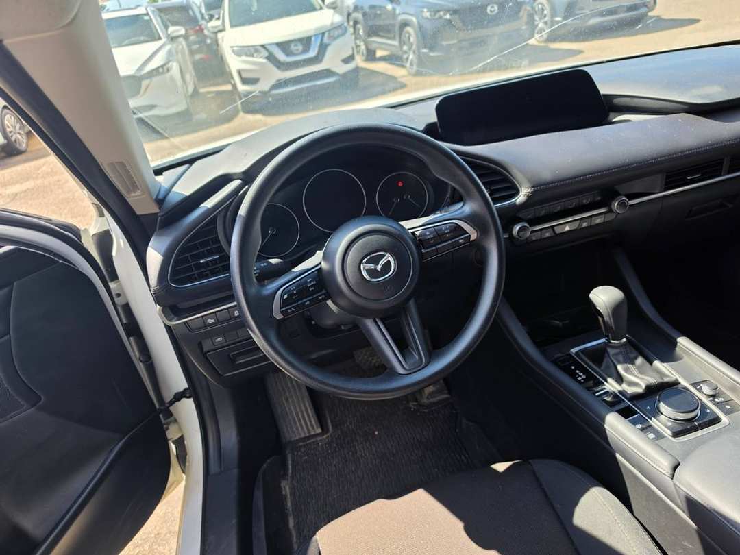 2025 MAZDA Mazda3 GX - Image 3