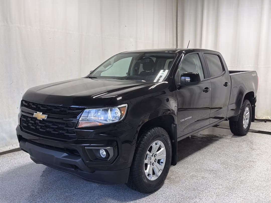2021 Chevrolet Colorado LT - Image 2