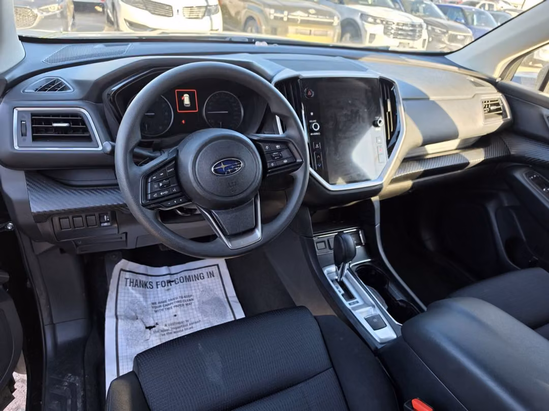 2023 Subaru Ascent Convenience - Image 3