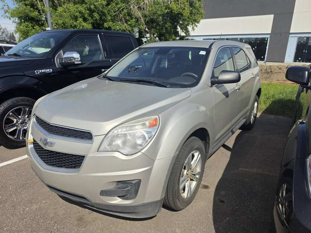 2015 Chevrolet Equinox LS - Image 2