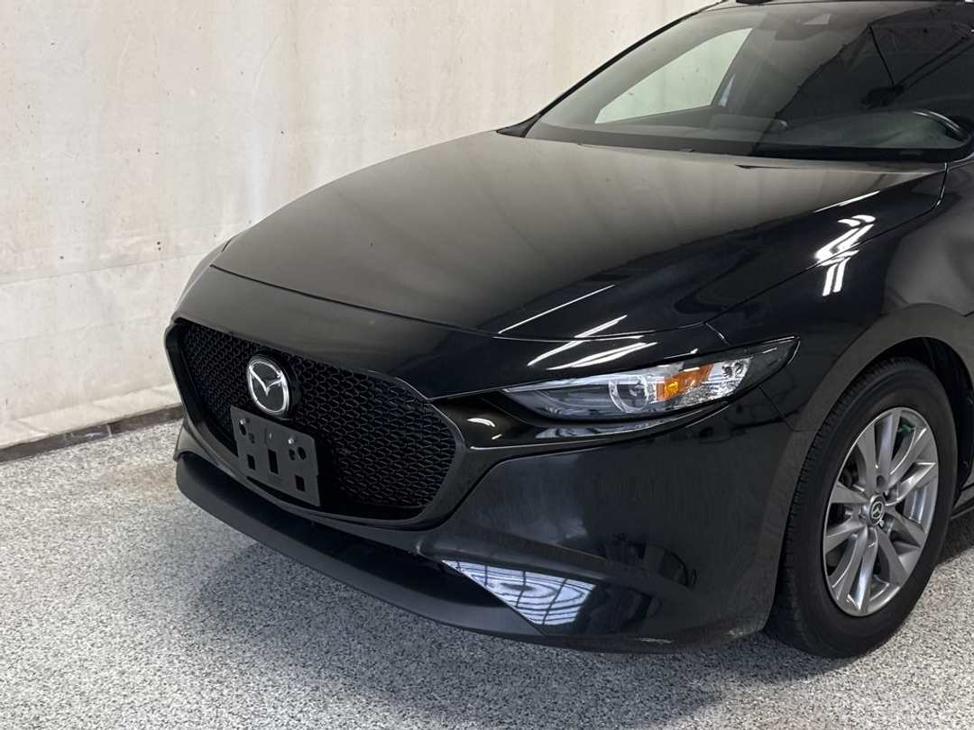 2021 MAZDA Mazda3 Sport GS - Image 3