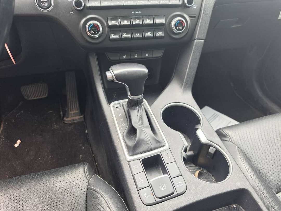 2021 Kia Sportage EX - Image 3