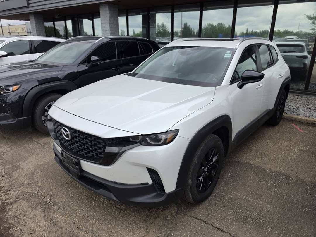 2025 MAZDA Cx-50 GSL - Image 2
