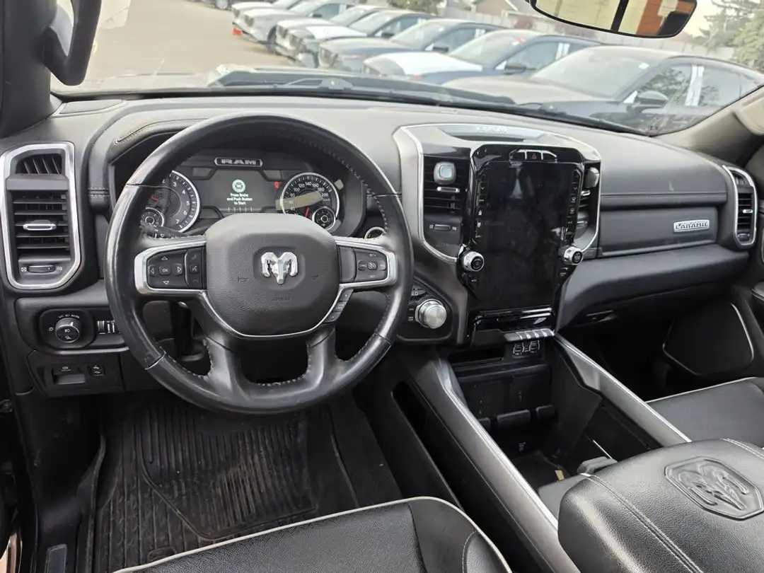 2022 Ram 1500 LARAMIE - Image 3