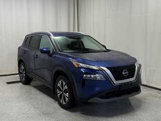 2023 Nissan Rogue SV Moonroof