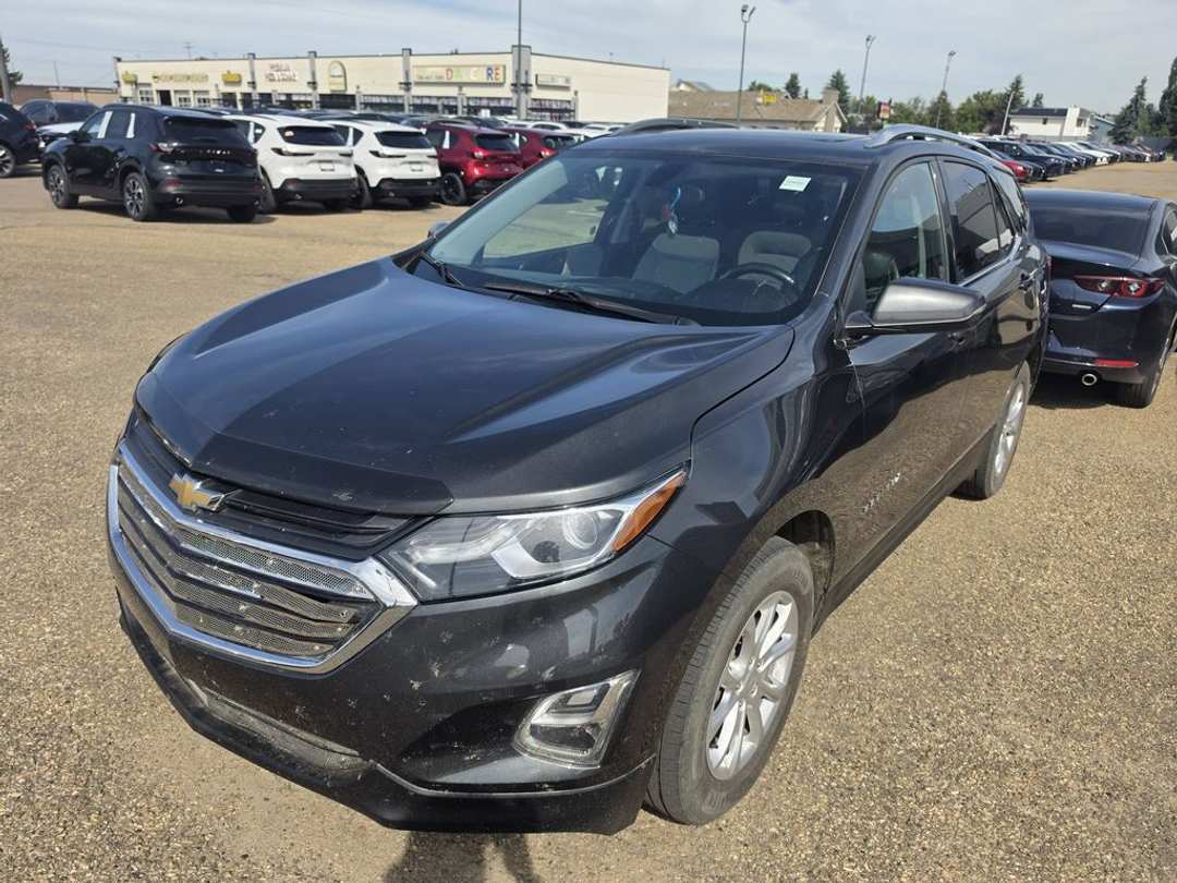 2018 Chevrolet Equinox LT - Image 2