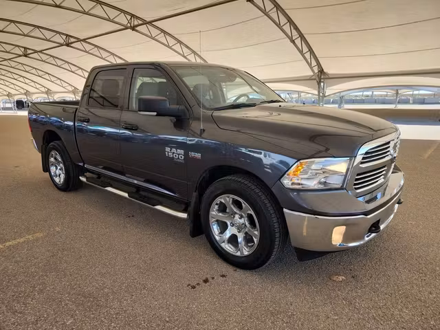 2023 Ram 1500 Classic SLT PLUS