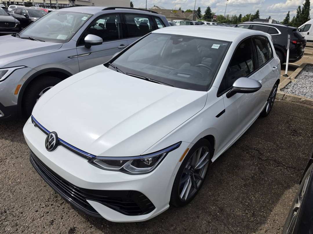 2024 Volkswagen Golf R - Image 2