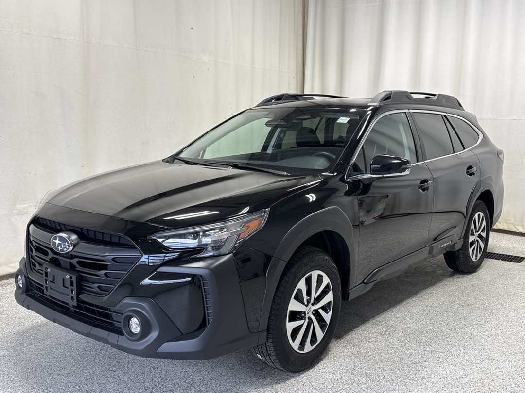 2024 Subaru Outback TOURING - Image 2