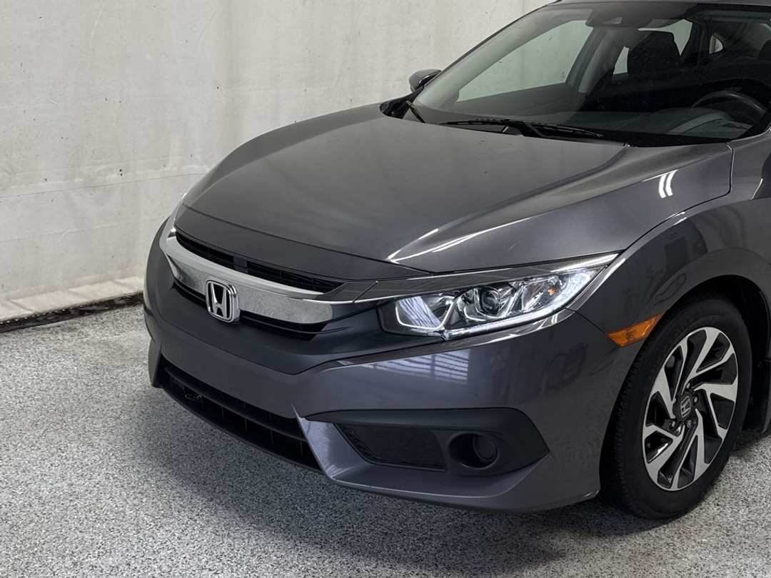 2017 Honda Civic EX - Image 3