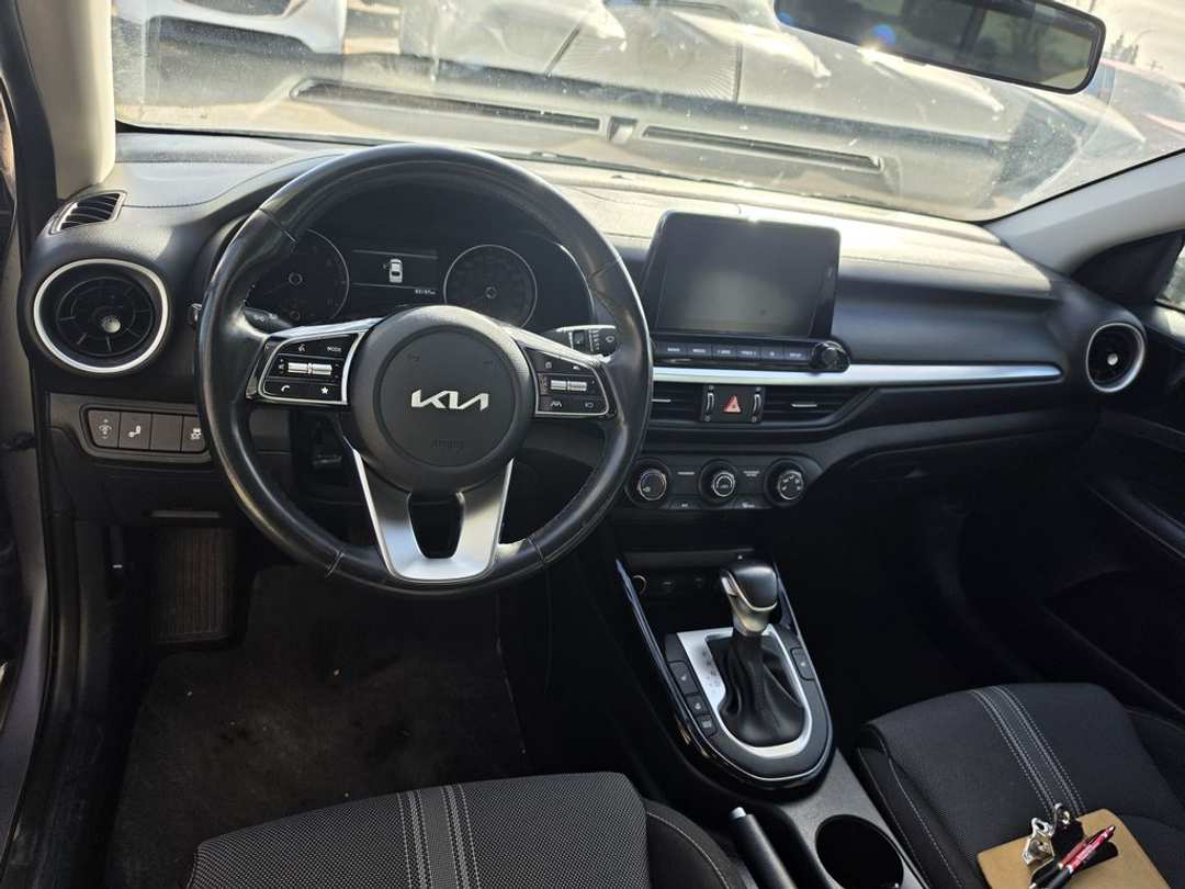 2024 Kia Forte EX - Image 3