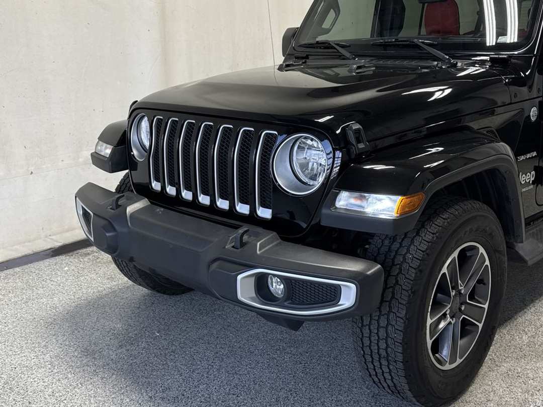 2023 Jeep Wrangler Sahara - Image 3