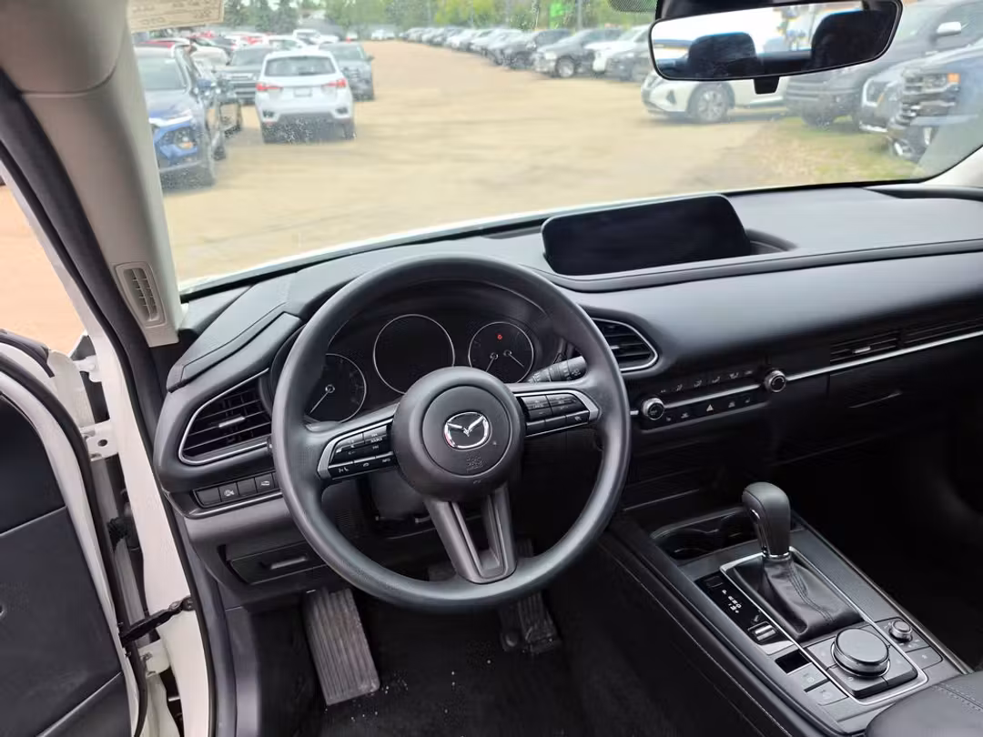 2025 MAZDA Cx-30 GX - Image 2