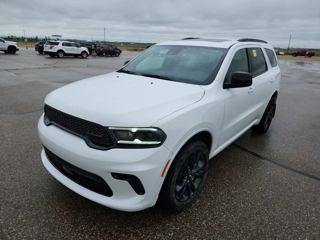 2024 Dodge Durango SXT PLUS - Image 2