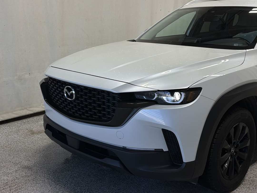 2024 MAZDA Cx-50 GSL - Image 3