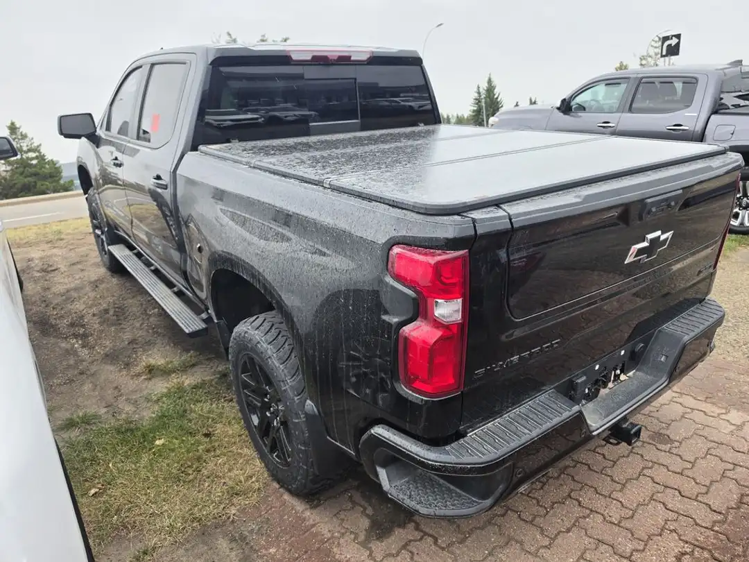 2024 Chevrolet Silverado 1500 RST - Image 2
