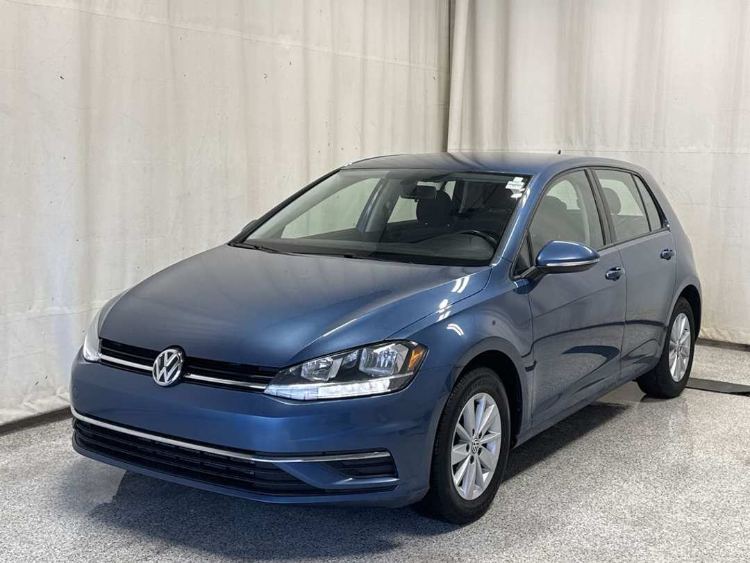 2018 Volkswagen Golf Trendline - Image 2