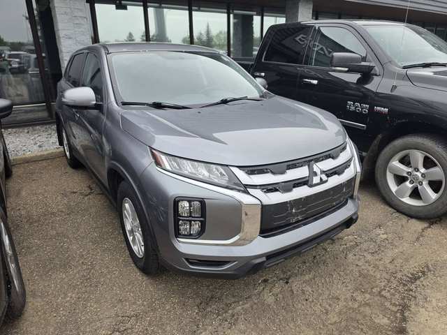 2021 Mitsubishi Rvr SE