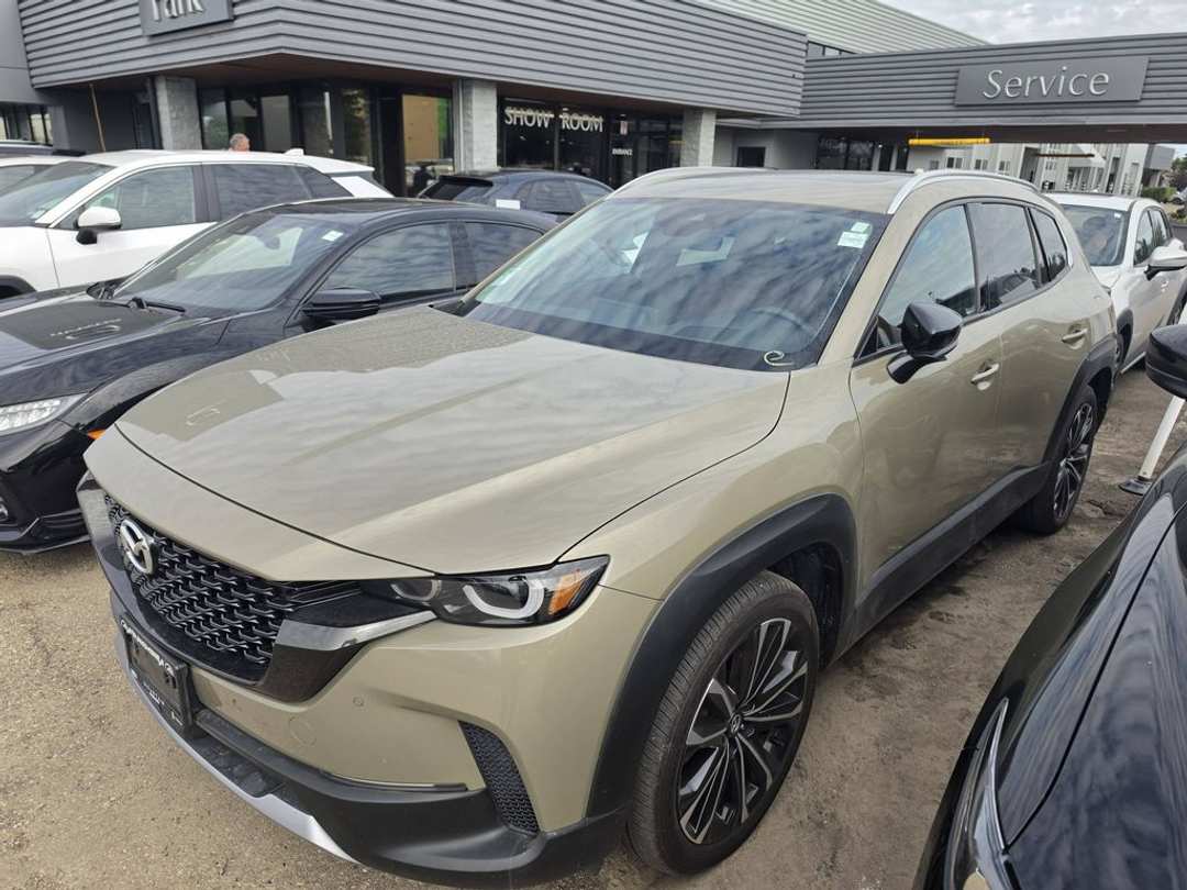 2024 MAZDA Cx-50 GT Turbo - Image 2