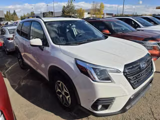 2023 Subaru Forester TOURING