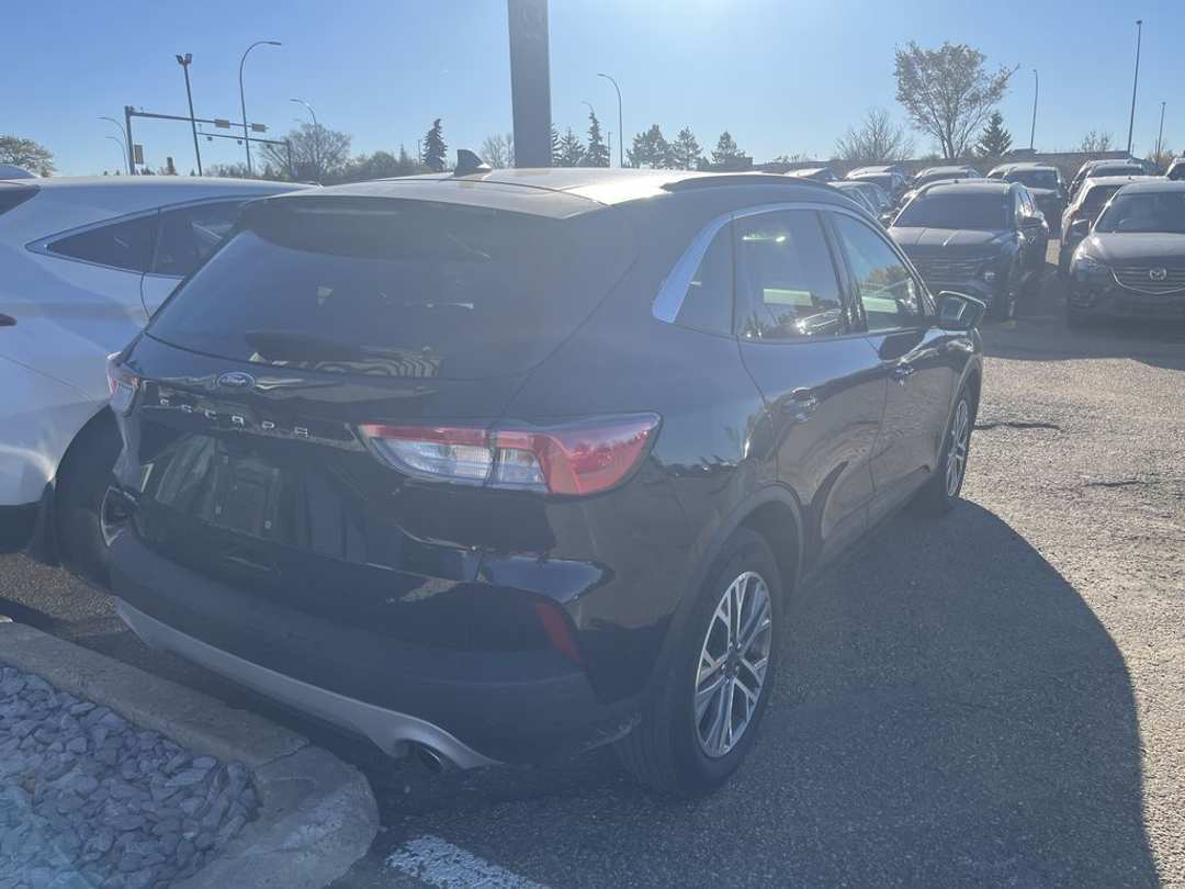2021 Ford Escape SEL - Image 2
