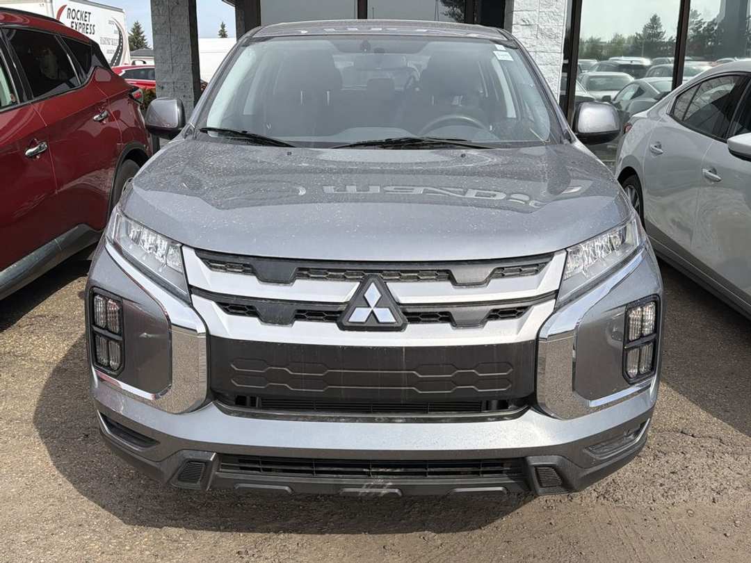 2026 Mitsubishi Rvr ES - Image 2