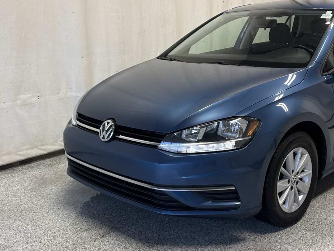 2018 Volkswagen Golf Trendline - Image 3