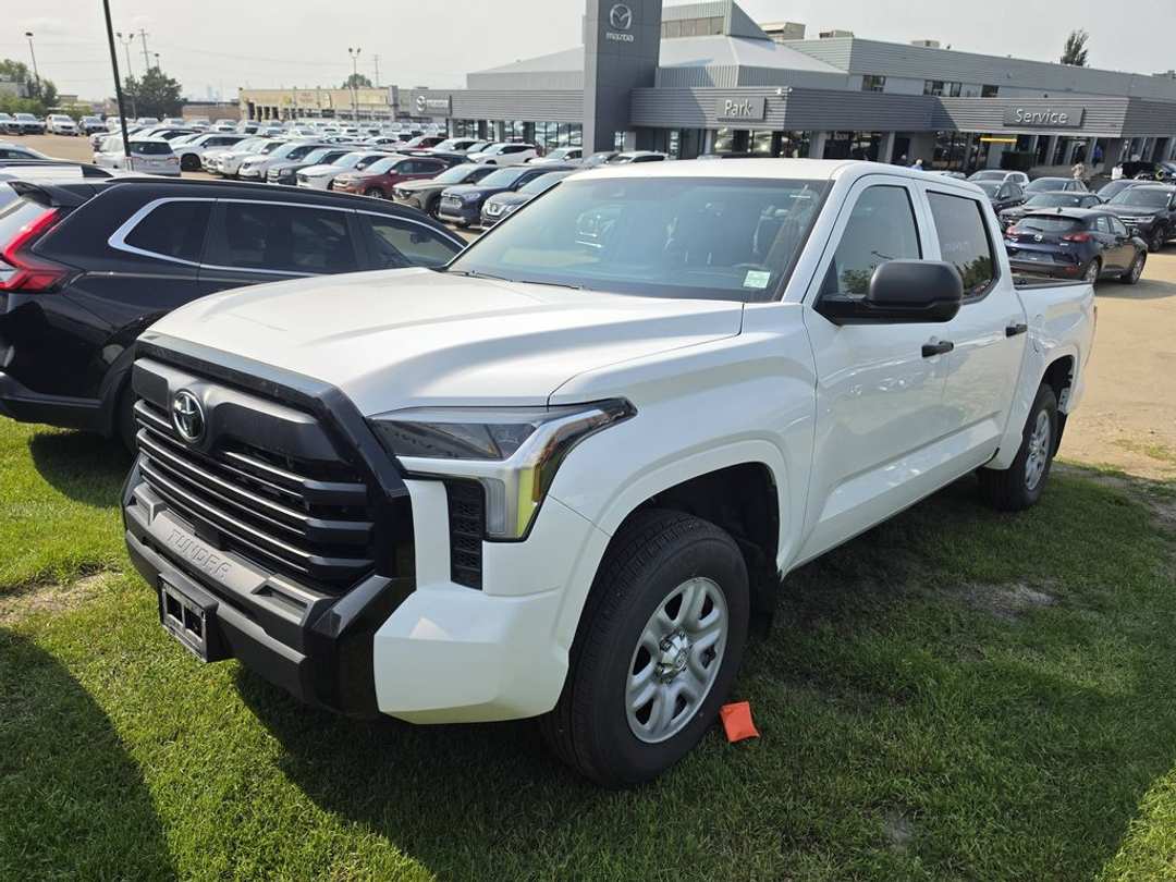 2023 Toyota Tundra SR - Image 2