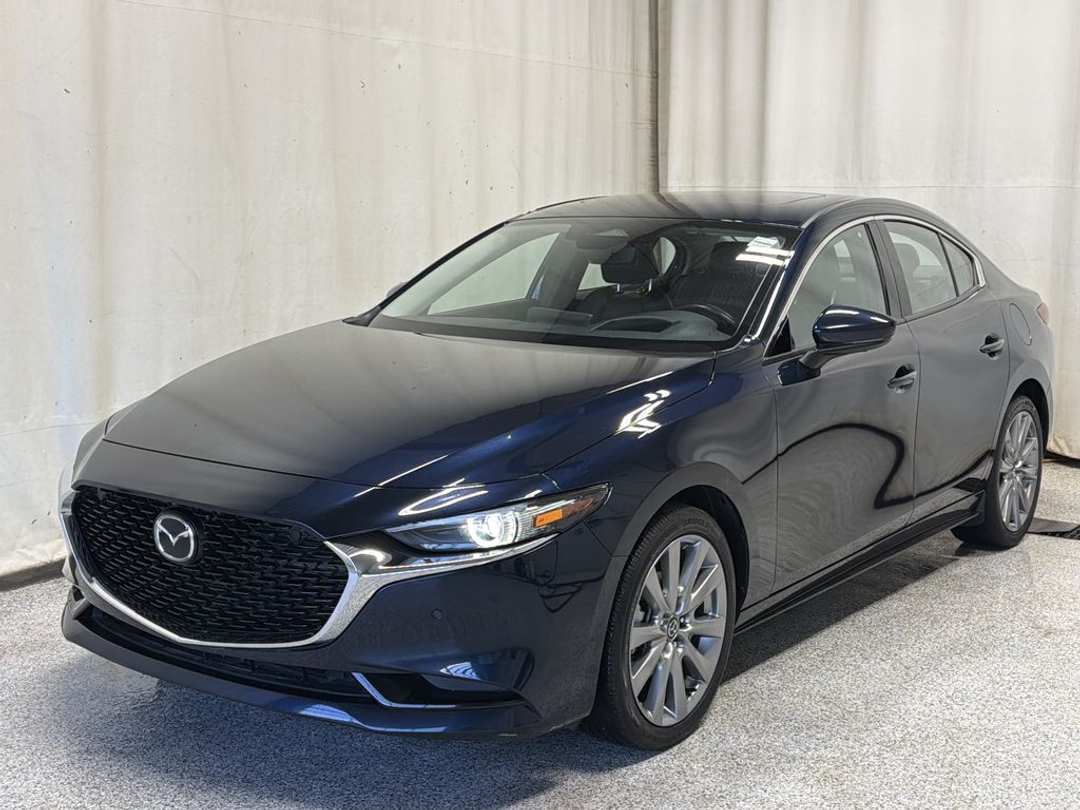 2025 MAZDA Mazda3 GT - Image 2