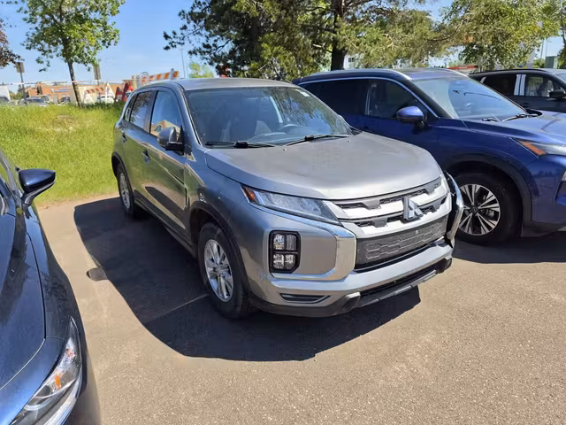 2021 Mitsubishi Rvr SE