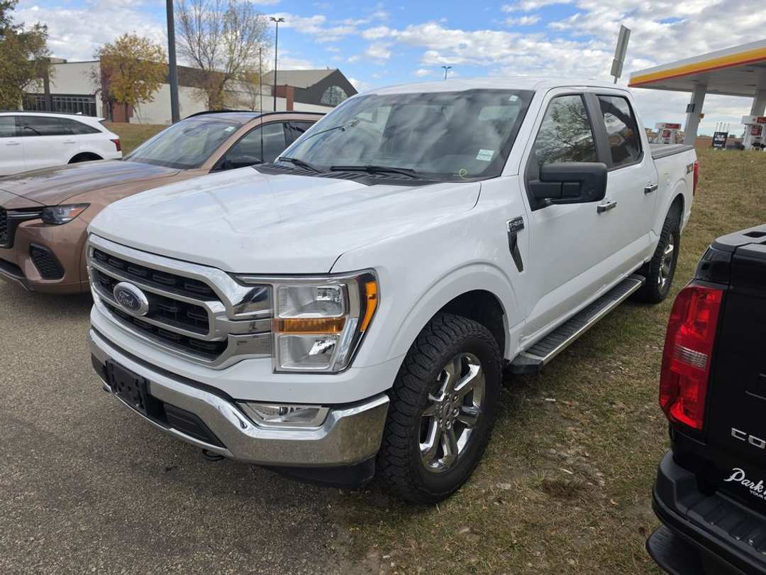 2022 Ford F-150 XLT - Image 2