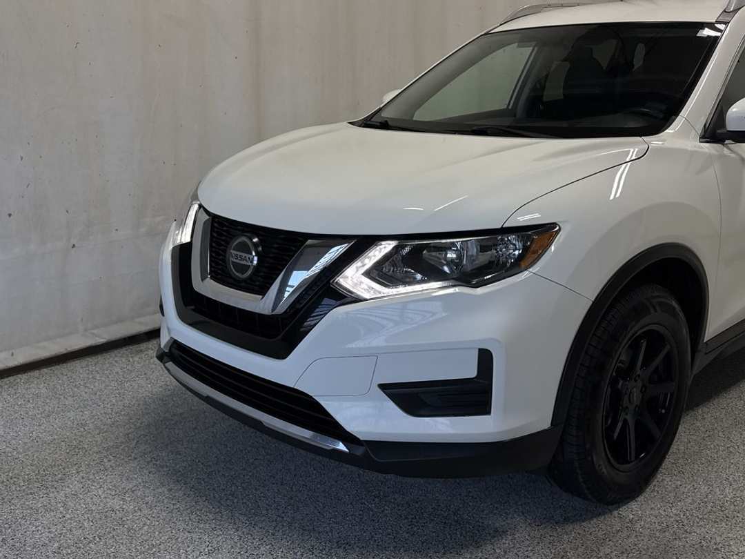 2020 Nissan Rogue Special Edition - Image 3