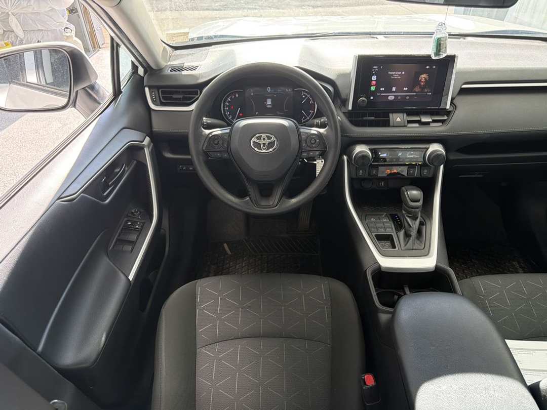 2024 Toyota Rav4 LE - Image 3