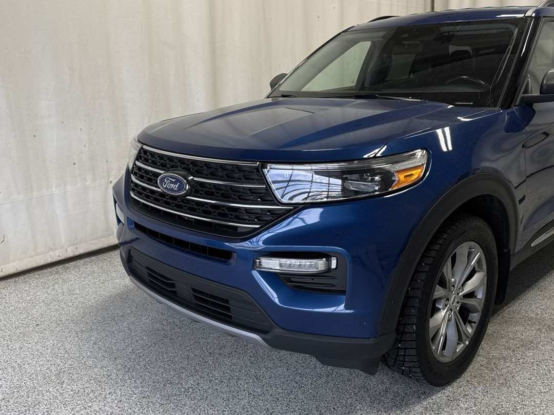 2022 Ford Explorer XLT - Image 3