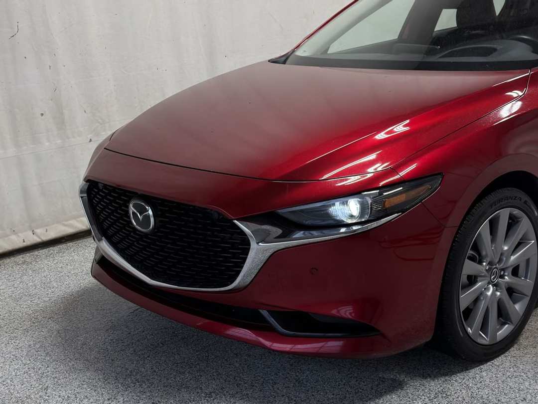 2025 MAZDA Mazda3 GT - Image 3