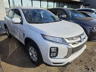 2024 Mitsubishi Rvr SE