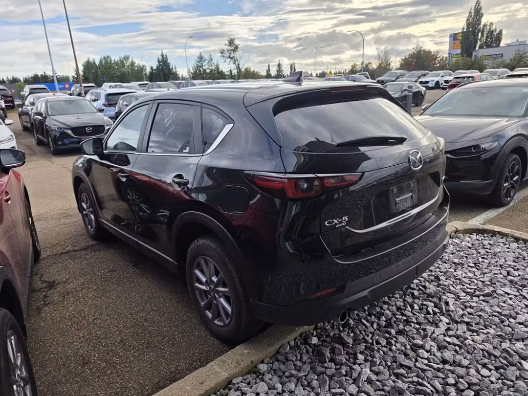 2025 MAZDA CX-5 GS - Image 2