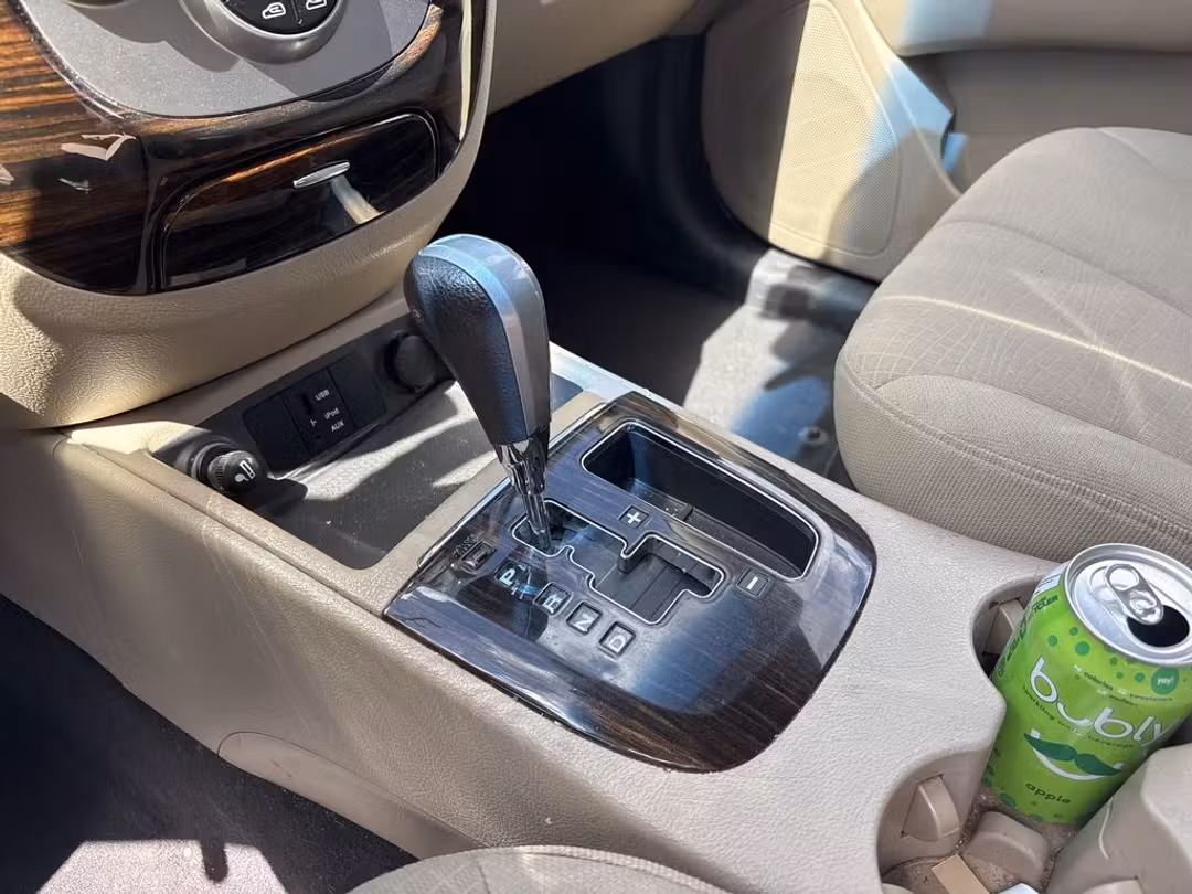 2010 Hyundai Santa Fe GL - Image 3