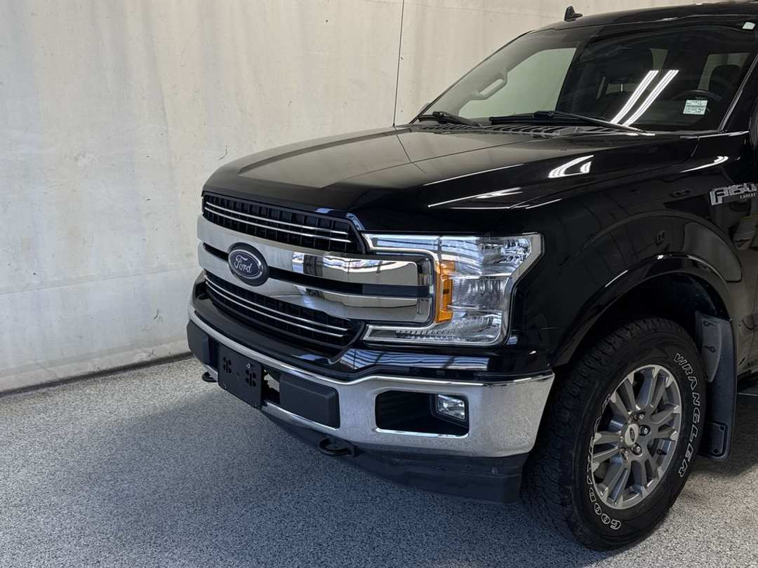 2019 Ford F-150 LARIAT - Image 3