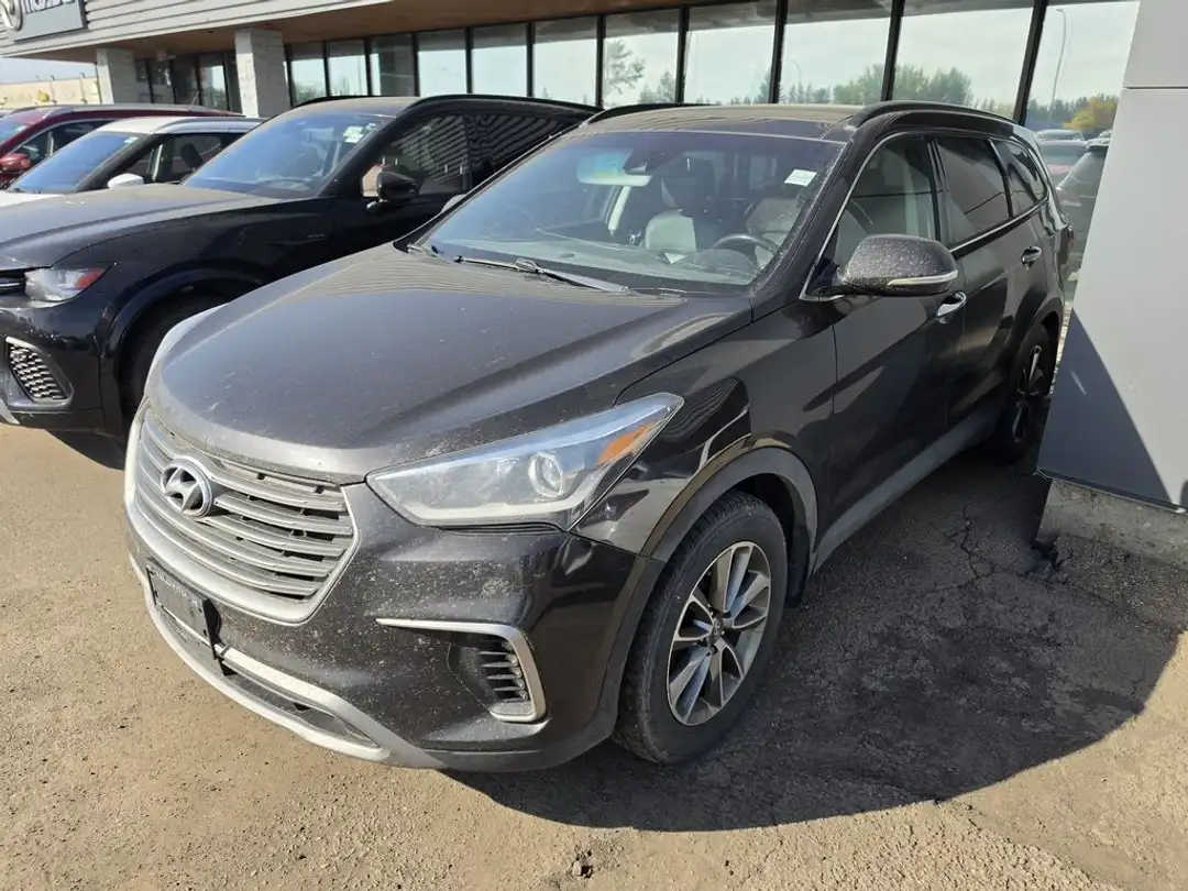 2019 Hyundai Santa Fe Xl Luxury - Image 2