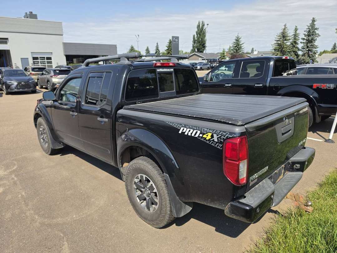 2018 Nissan Frontier PRO 4X - Image 2