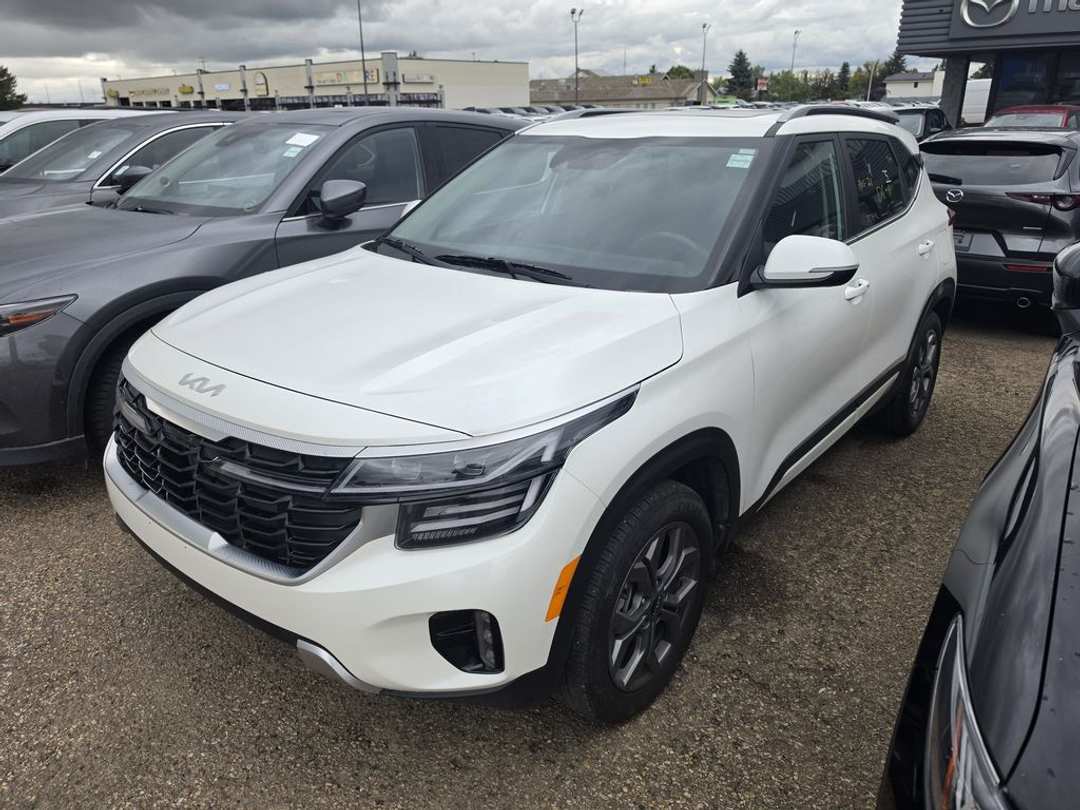 2025 Kia Seltos EX - Image 2