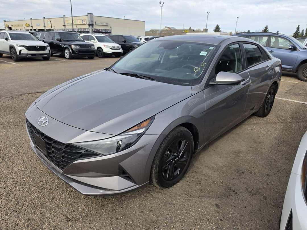 2023 Hyundai Elantra PREFERRED - Image 2