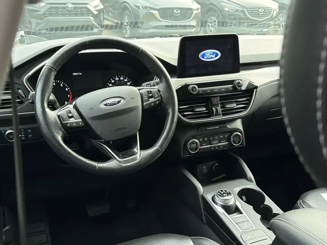 2021 Ford Escape SEL - Image 3