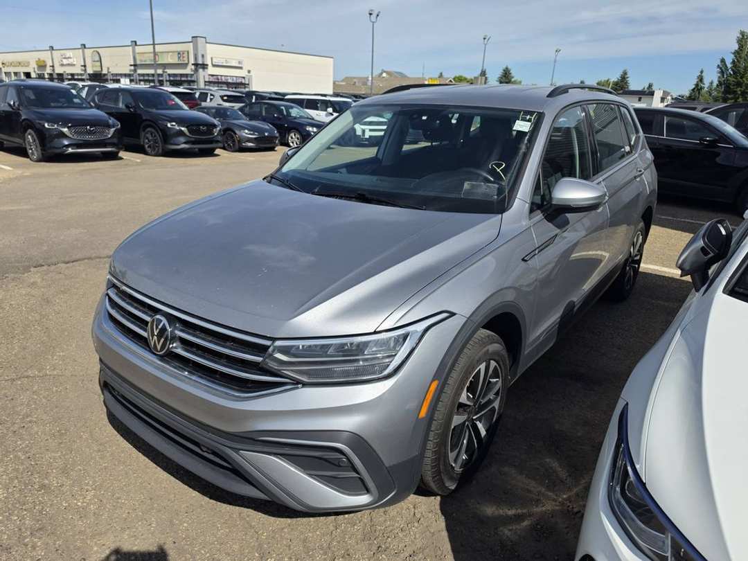 2024 Volkswagen Tiguan TRENDLINE - Image 2