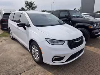 2024 Chrysler Pacifica TOURINGL