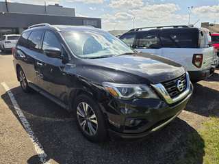 2017 Nissan Pathfinder SV