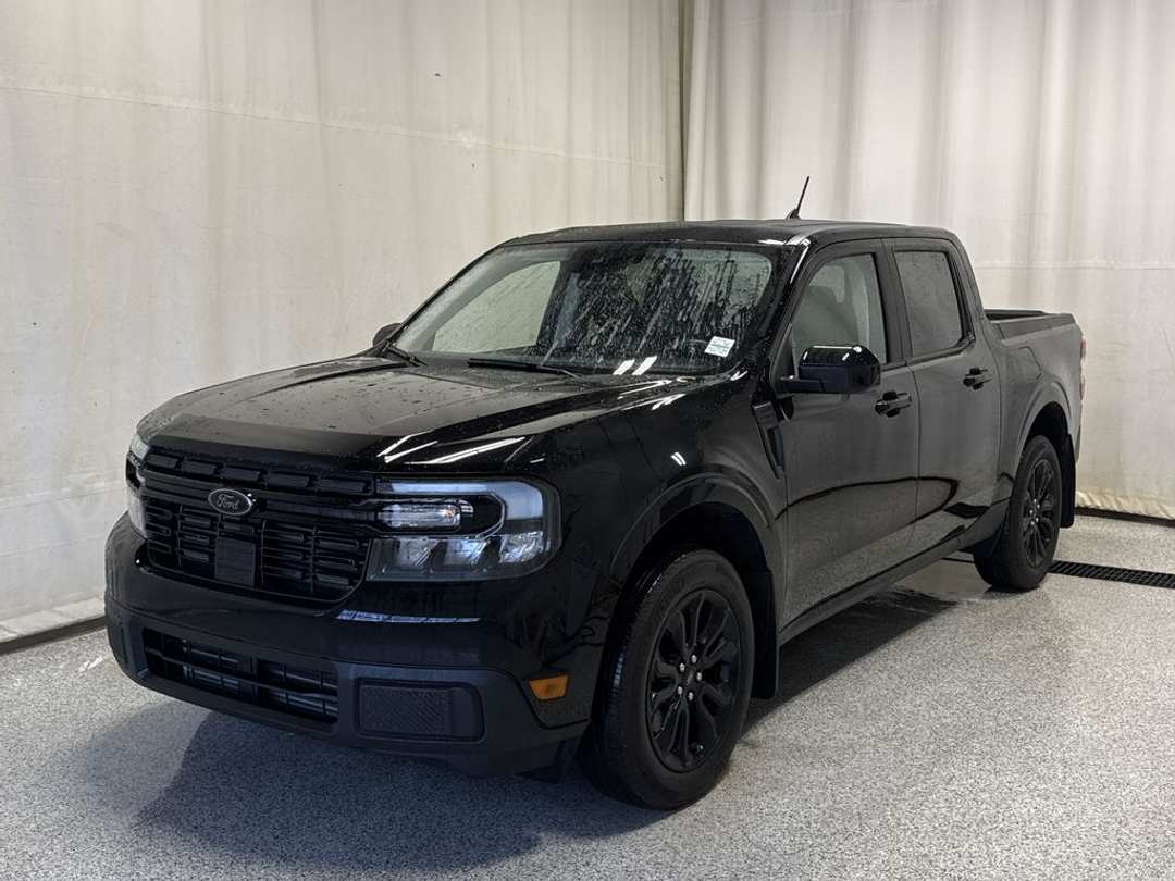 2024 Ford Maverick LARIAT - Image 2